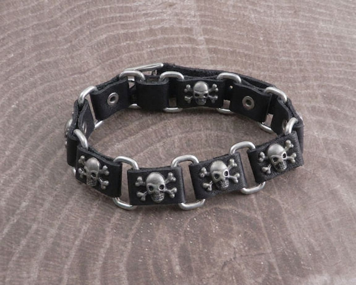 SKULL LEATHER BUCKLE BRACELET