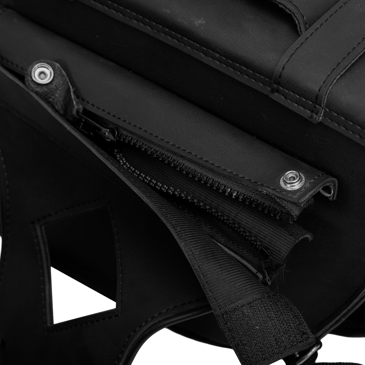 Majestic Road Edition – 2 Strap Motorcycle Saddle Bag