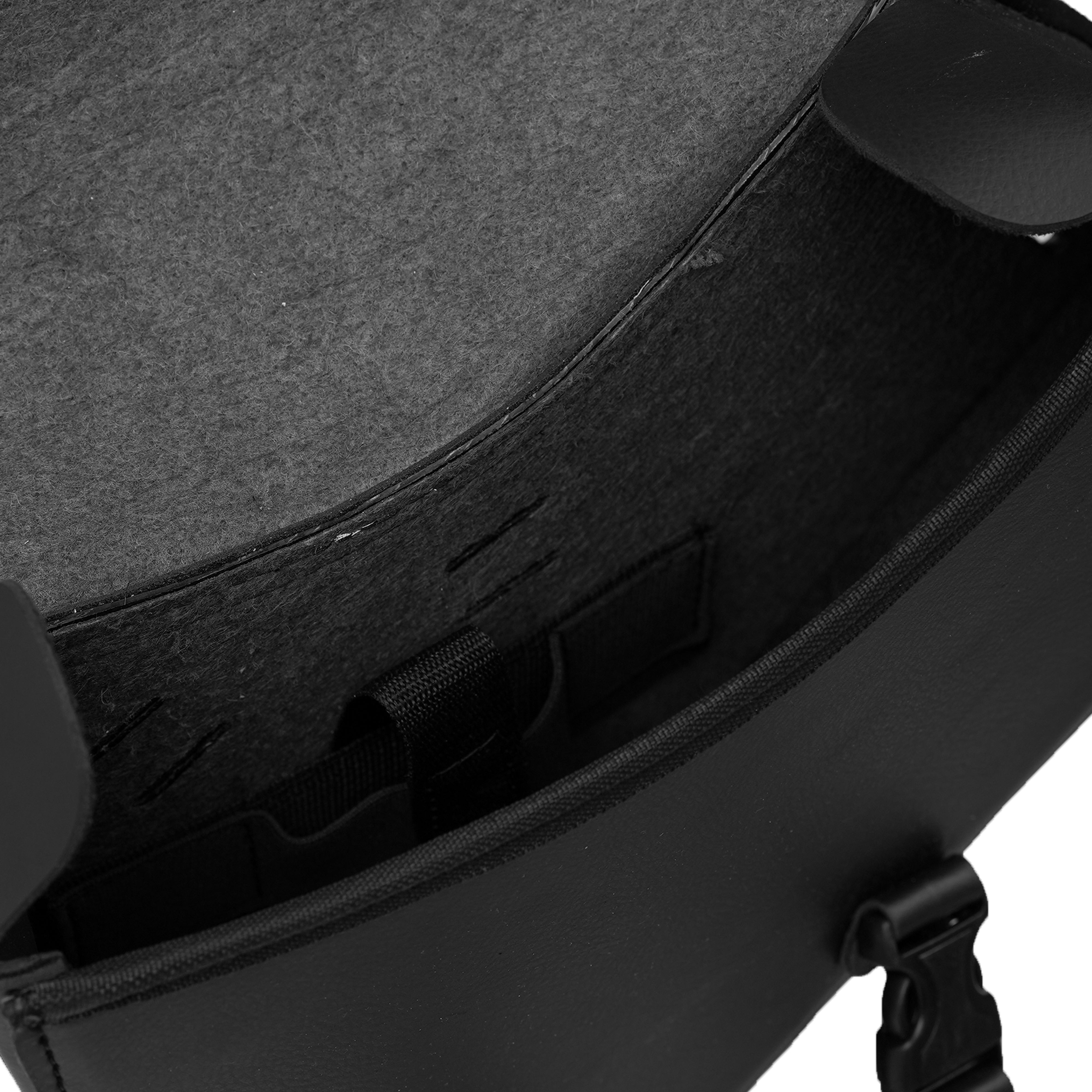 GravelCrest Hauler - Swing Arm Bag (Left Side)