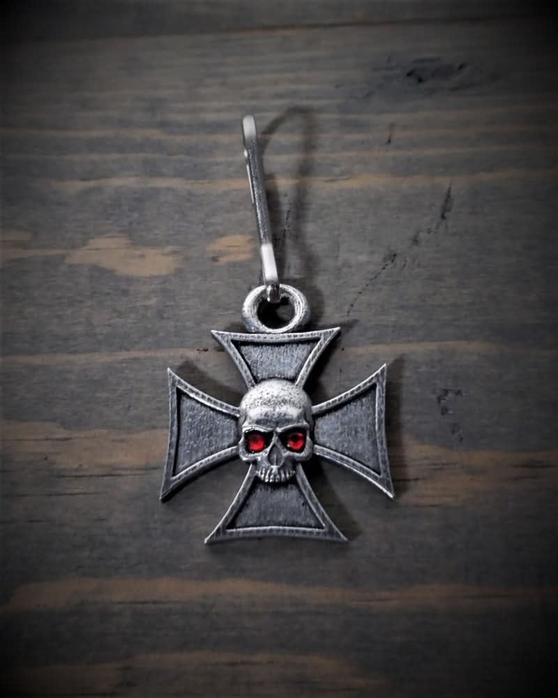 BZP-33 Maltese Cross Skull Diamond Zipper Pull Zipper Pulls Bravo Bells