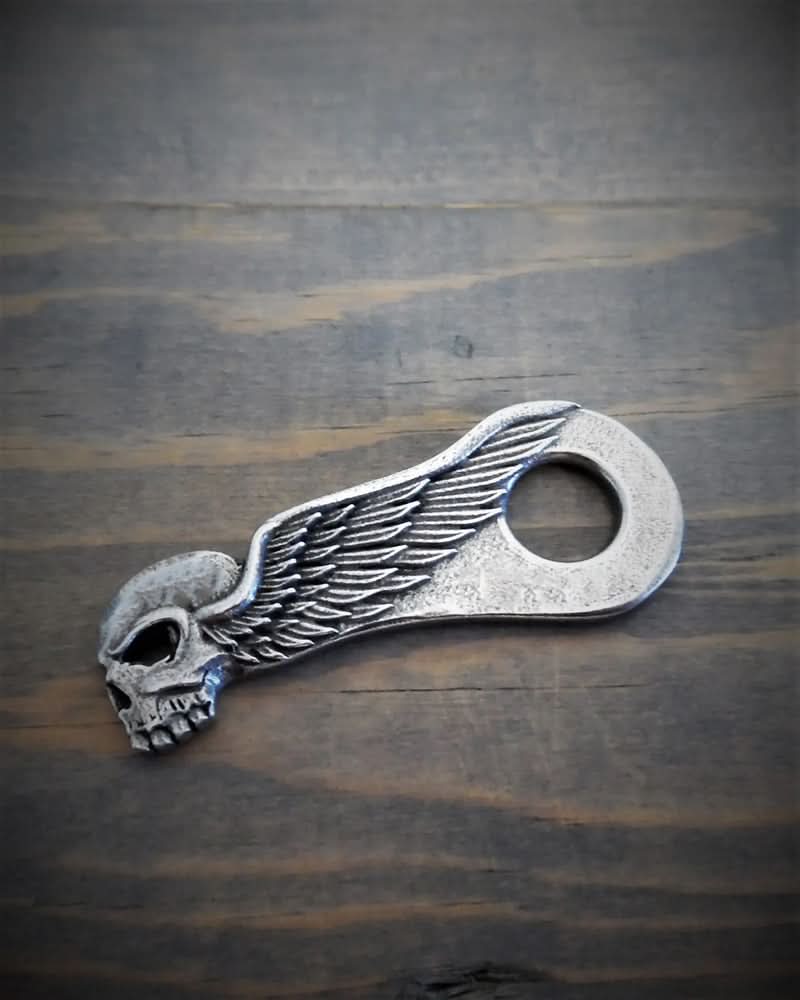 BBH-03 Skull Wing Bell Hanger Bravo Bells Bravo Bells
